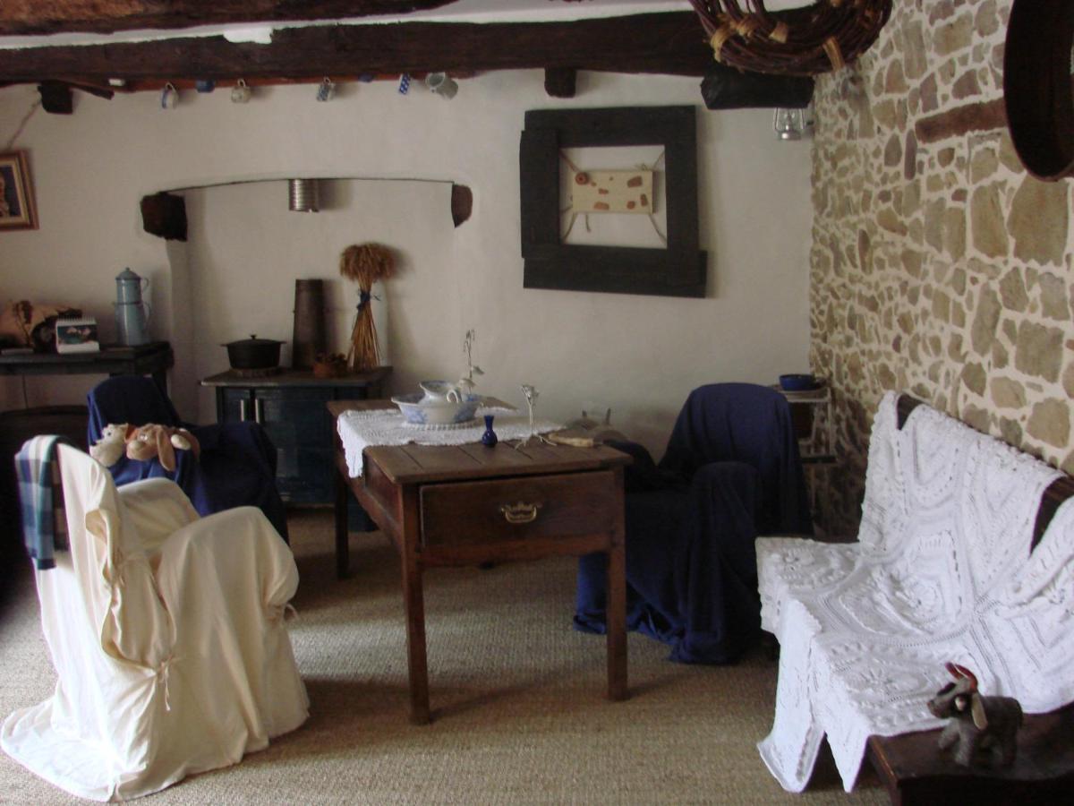 CHAMBRE JEAN'S CHEZ L'HABITANT à LAMBALLE Exterior foto